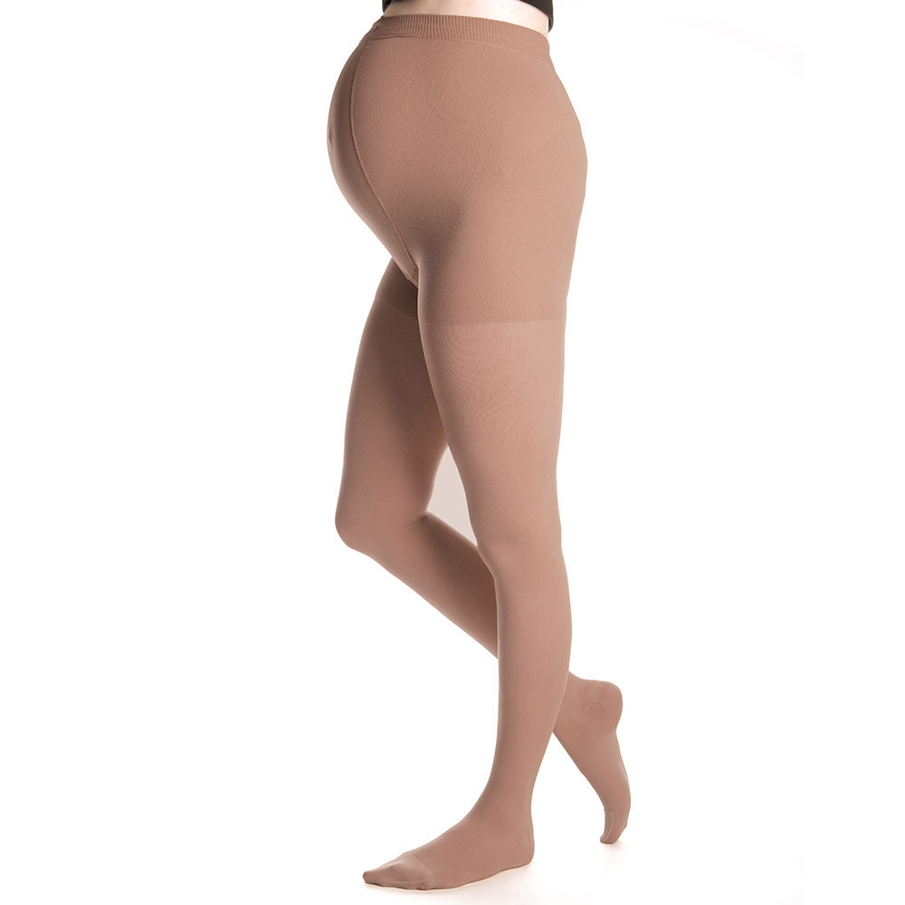 https://stockings.centerforvein.com/cdn/shop/products/compression-socks-duomed-advantage-15-20-mmHg-maternity-panty-petite-closed-toe-beige-small-3@2x.jpg?v=1591190734